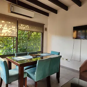 https://apartamento-deluxe-senderos-del-vino-iii.hotelsmendoza.com